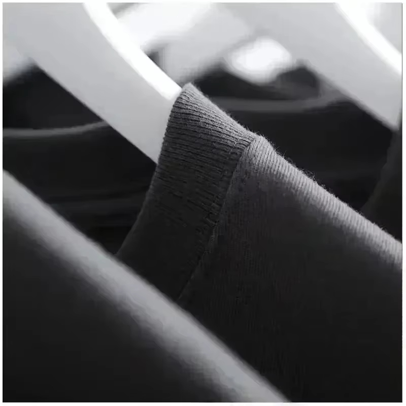 Red Cola Classic Logo Brand T- - огляд і ціна Streetwear Brand Red Logo